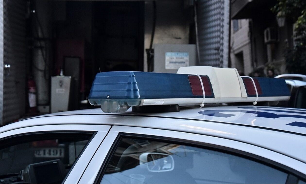 Eξαρθρώθηκαν δύο μεγάλες σπείρες απατεώνων